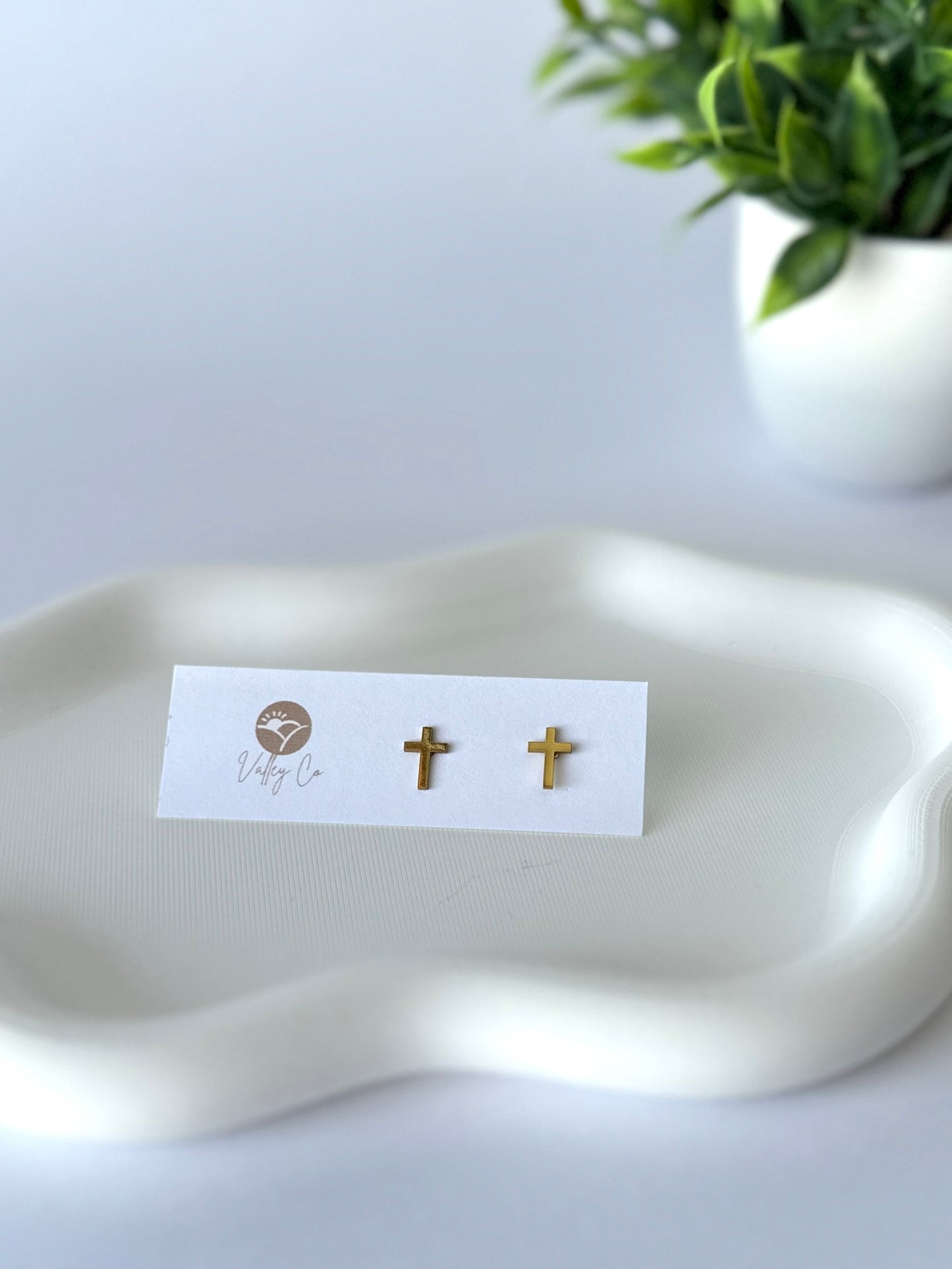 Gold Cross | Stud Earrings