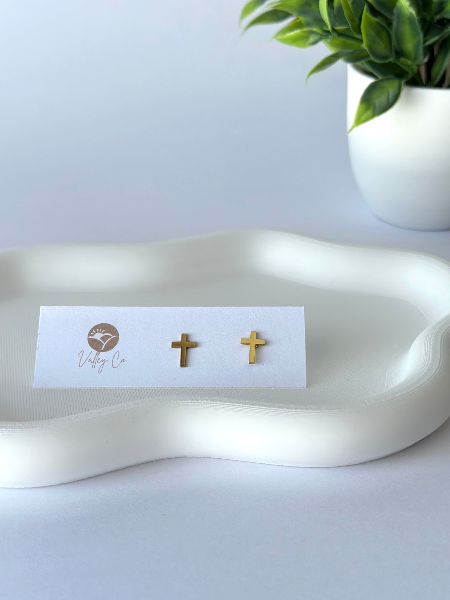 Gold Cross | Stud Earrings