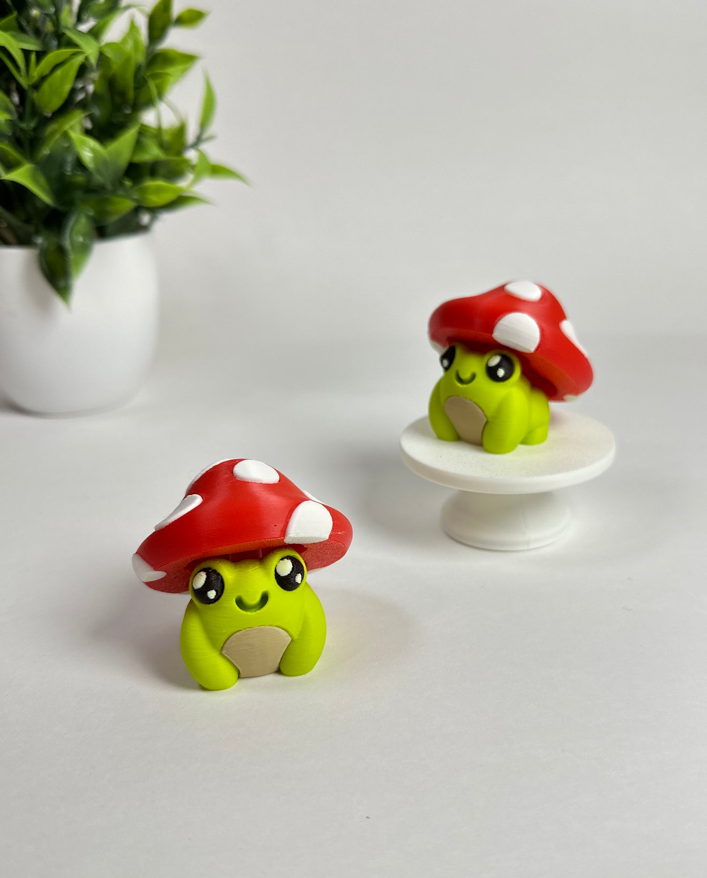 Frog with Toadstool Hat | Keyboard Fidget | Click Fidget | 3D Printed Clicker