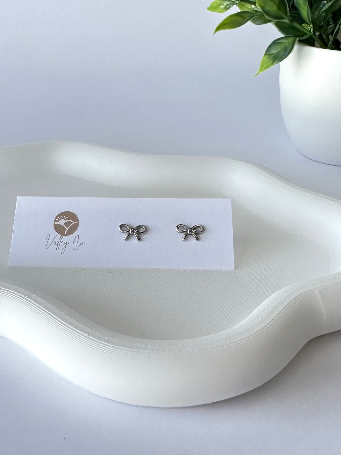 Bow | Stud Earrings (Multiple Colors)