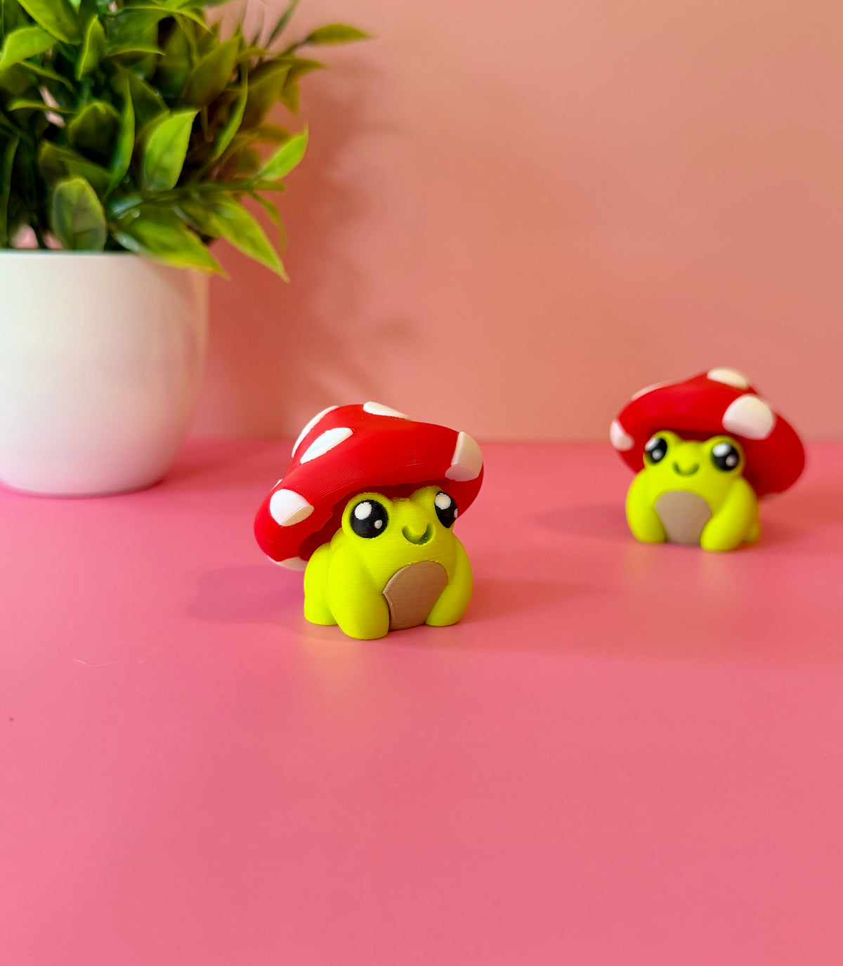 Frog with Toadstool Hat | Keyboard Fidget | Click Fidget | 3D Printed Clicker