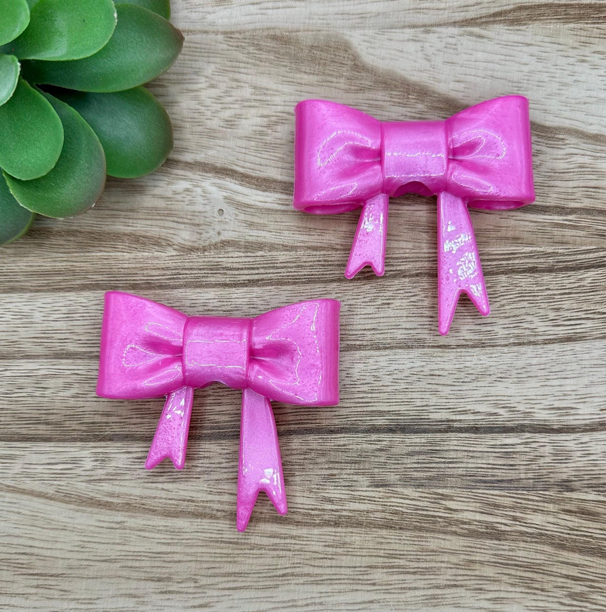 Pink Glossy Pearl Bow Focal/Straw Topper: Food-Grade Silicone Dust Cover