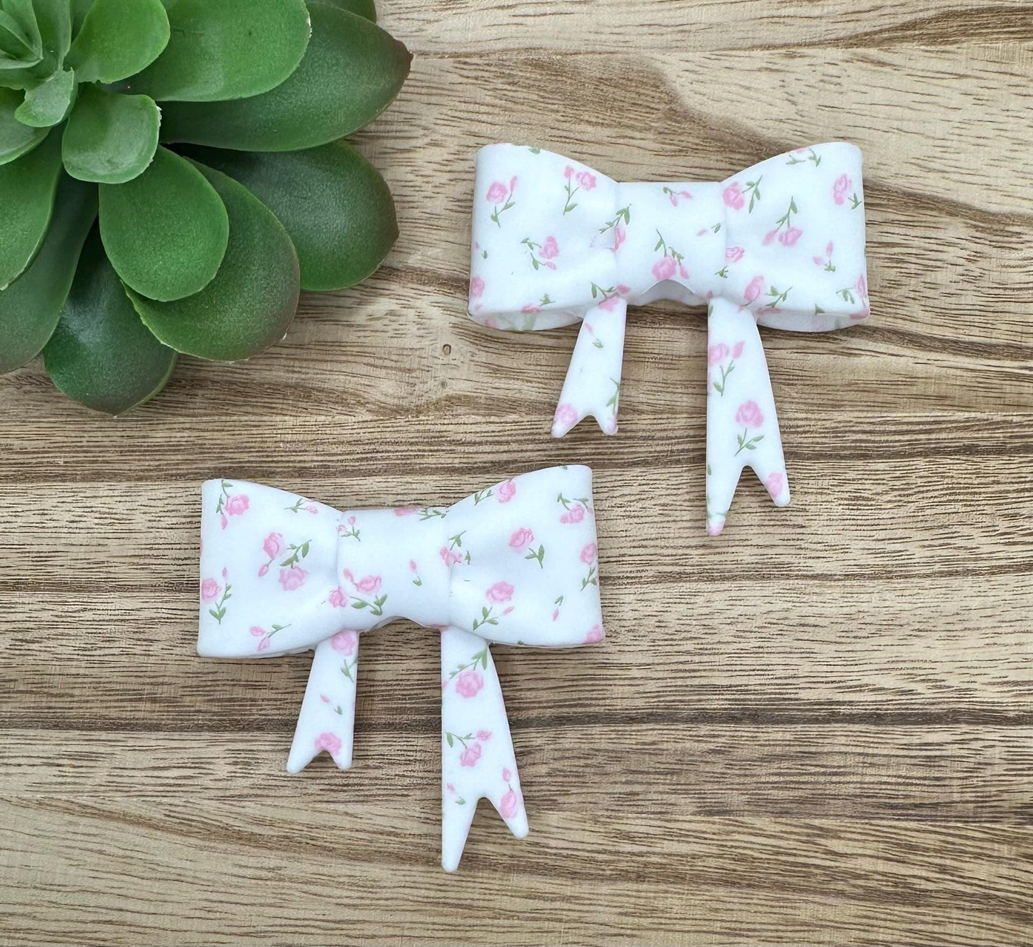 Pink Roses Matte Bow Focal/Straw Topper: Food-Grade Silicone Dust Cover